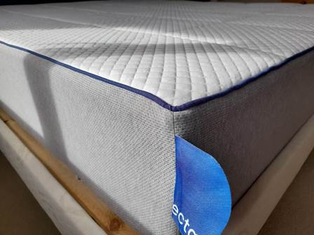 Nectar Hybrid mattress with label